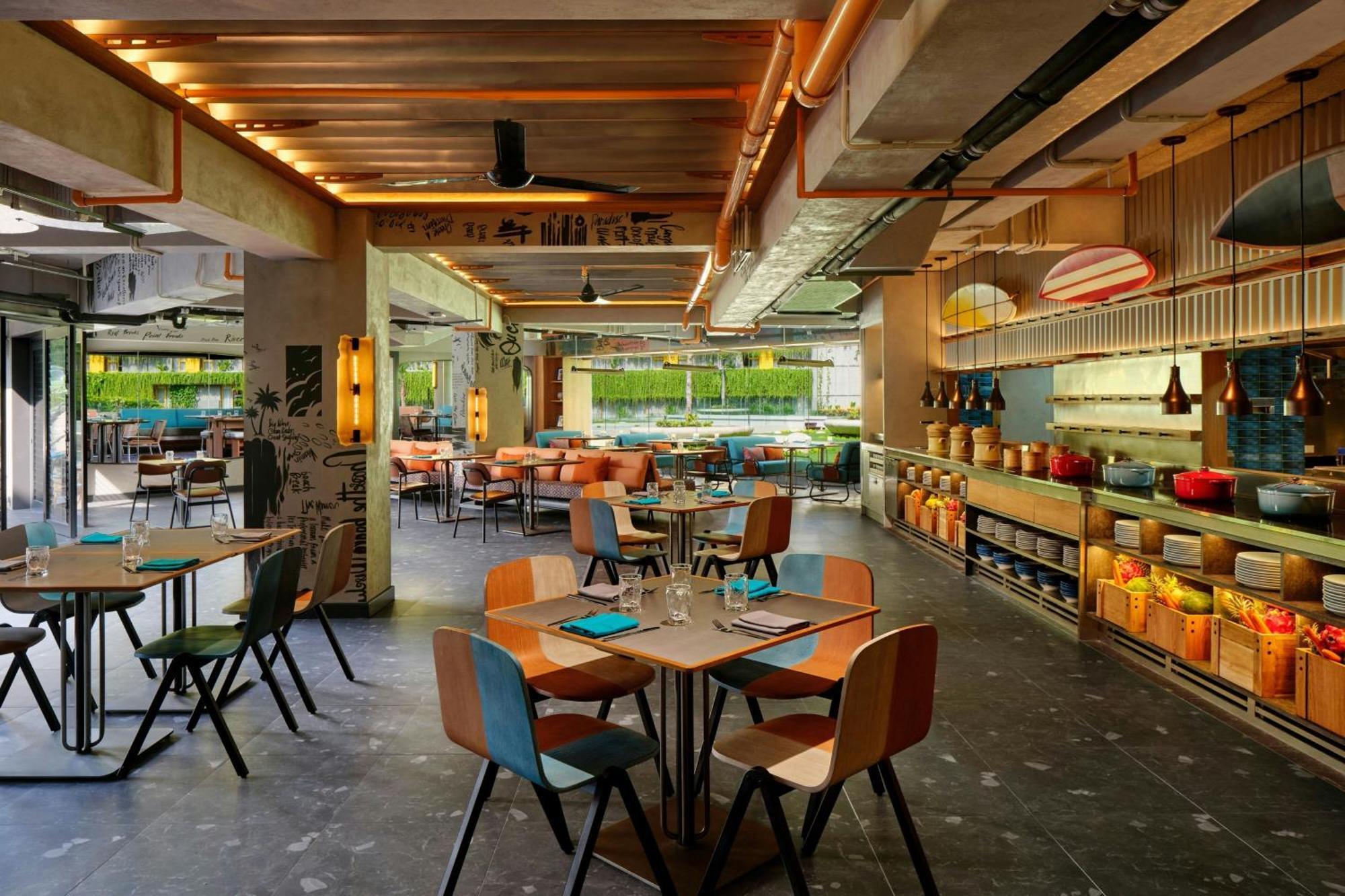 Aloft Bali Kuta At Beachwalk Buitenkant foto