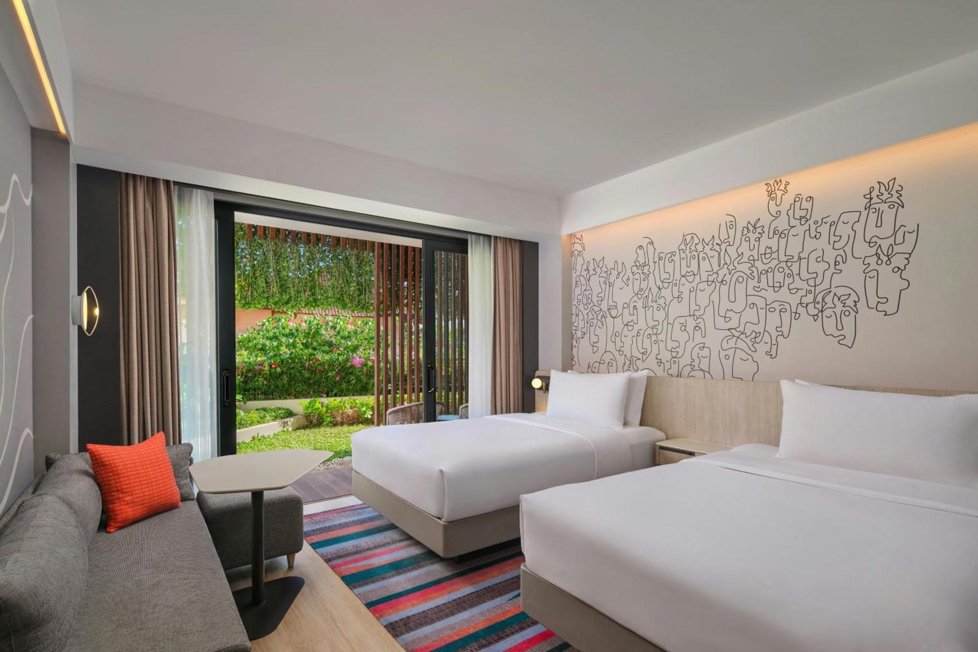 Aloft Bali Kuta At Beachwalk Buitenkant foto